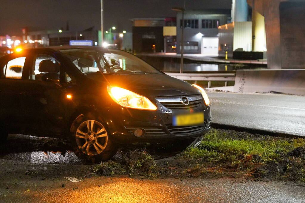 Gewonde bij ongeval tussen twee auto's