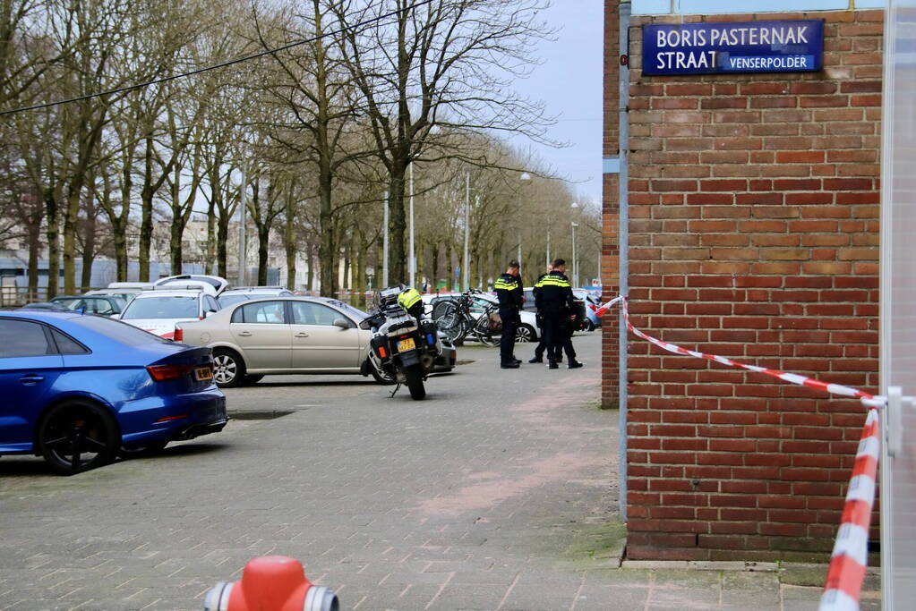 Gebied afgezet na steekpartij