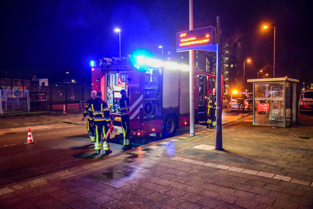 Wasmachine vat vlam in woning