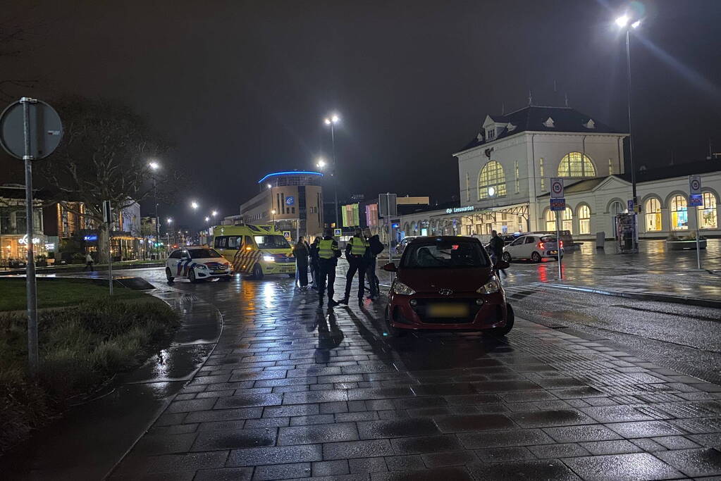 Schade na ongeval tussen auto en maaltijdbezorger