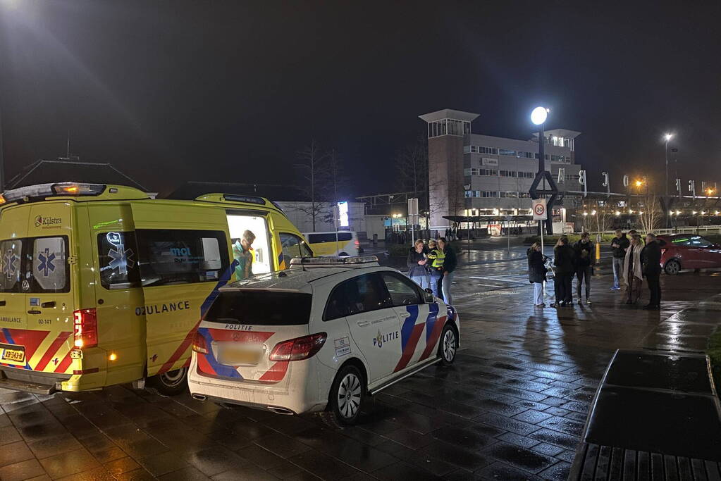 Schade na ongeval tussen auto en maaltijdbezorger