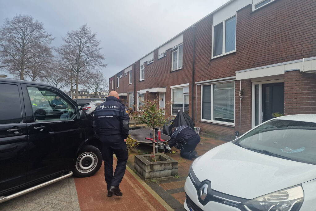 Forensische Opsporing doet onderzoek naar explosie