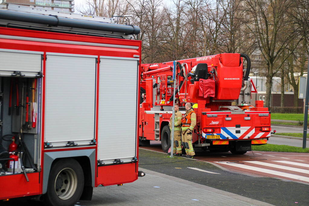Keukenbrand in cafetaria snel onder controle