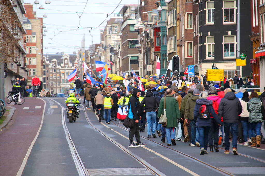Demonstratie Amsterdam tegen beleid overheid