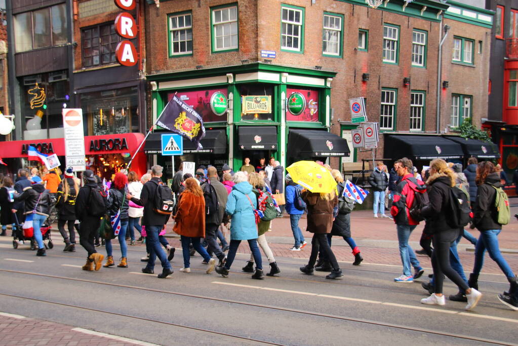 Demonstratie Amsterdam tegen beleid overheid