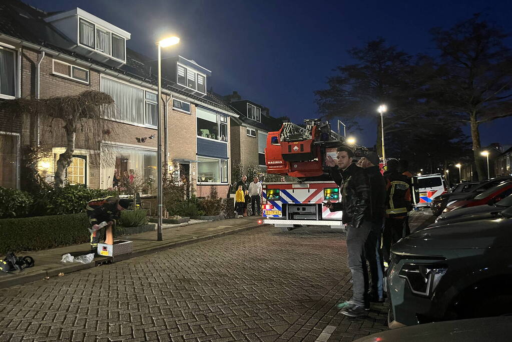 Schoorsteenbrand zorgt voor flinke rookontwikkeling