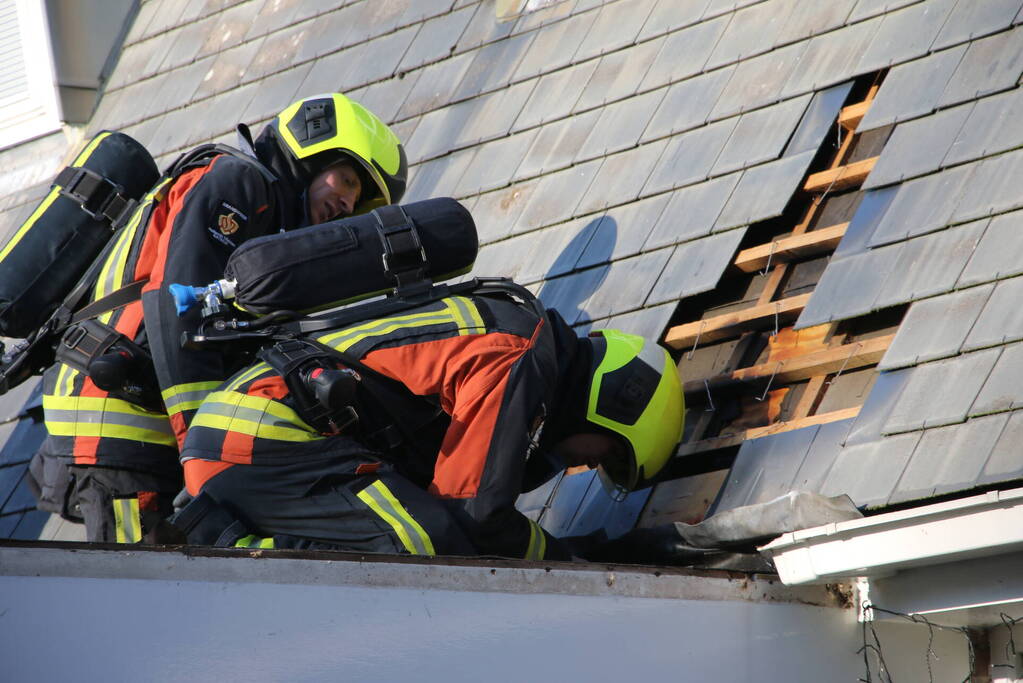Dakbrand in de kiem gesmoord