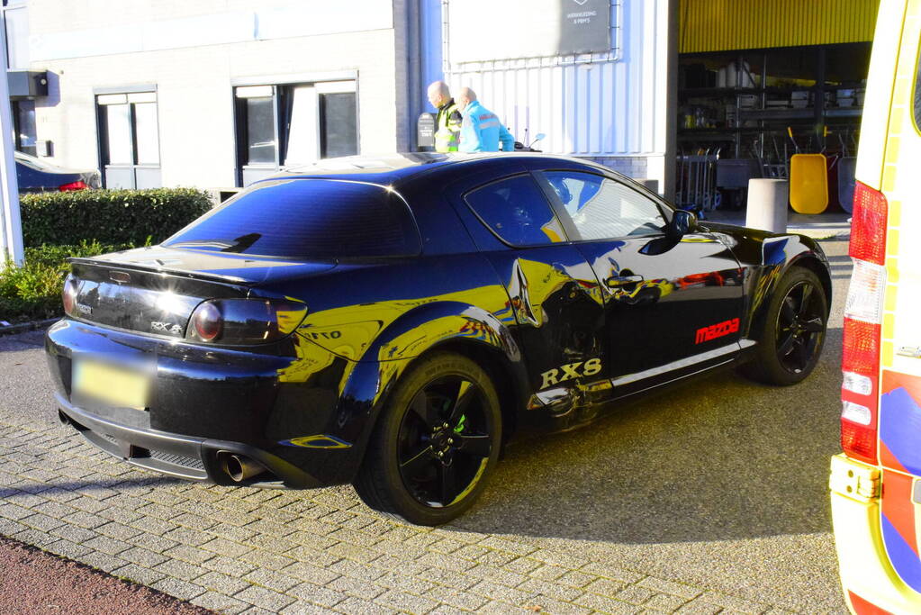 Scooterrijder gewond bij botsing met auto