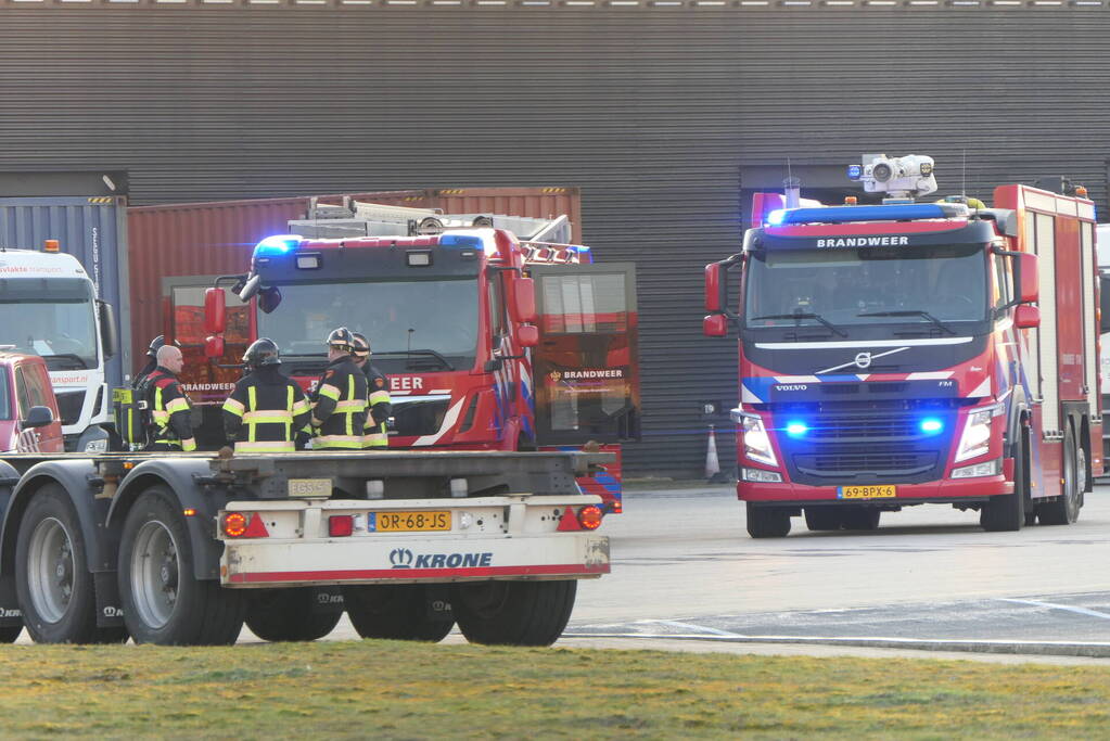 Brandweer ingezet voor brand op terrein van douane