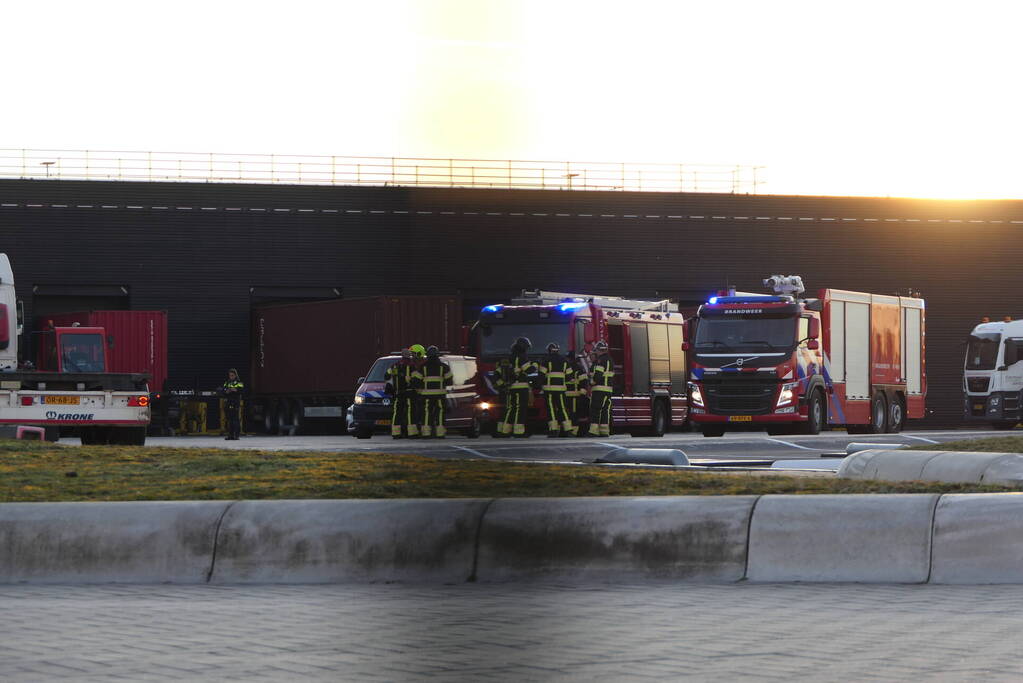 Brandweer ingezet voor brand op terrein van douane
