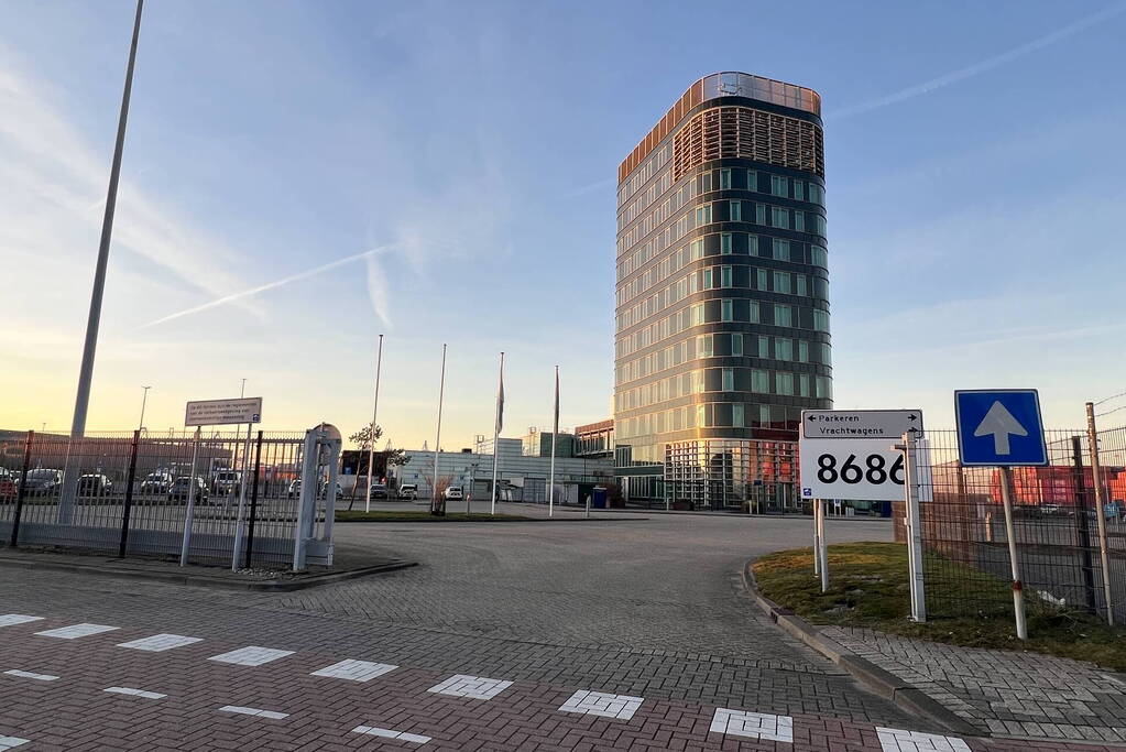 Brandweer ingezet voor brand op terrein van douane