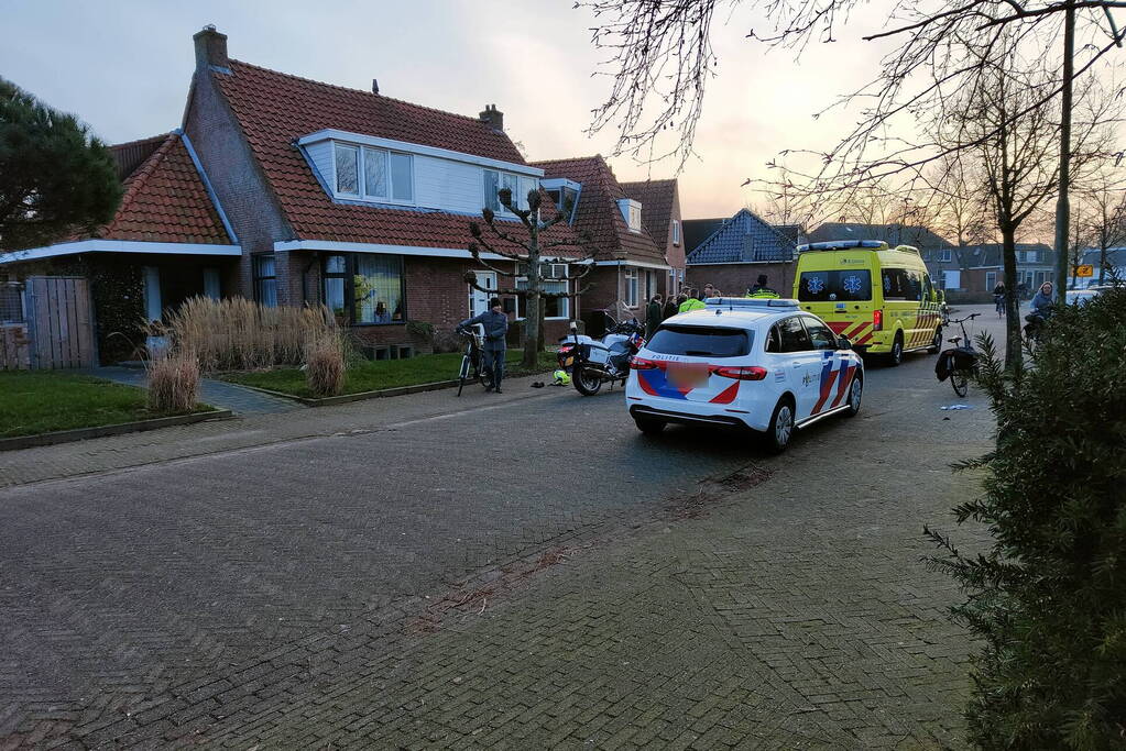 Oudere man gewond bij aanrijding met auto