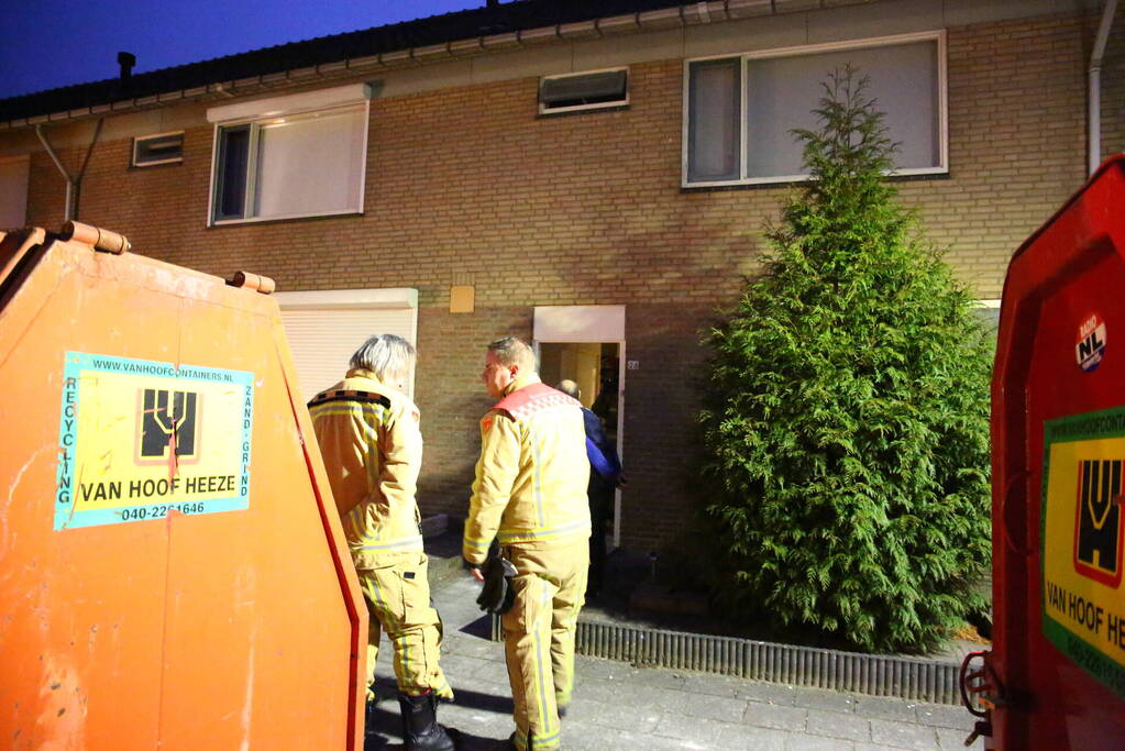 Brandweer onderzoekt gaslucht in woning