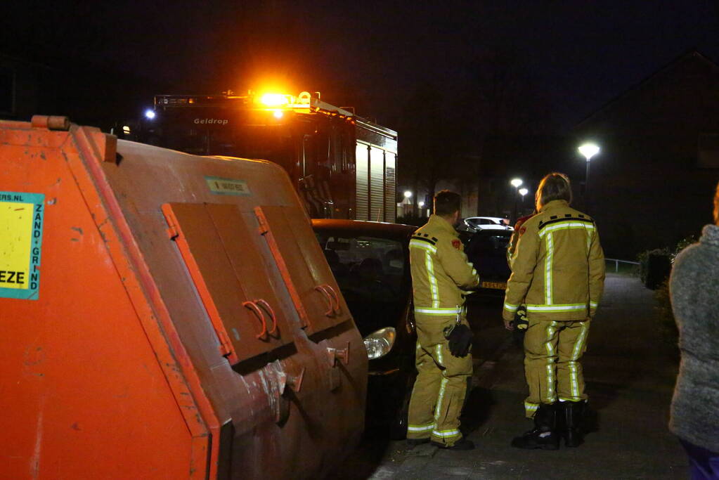 Brandweer onderzoekt gaslucht in woning