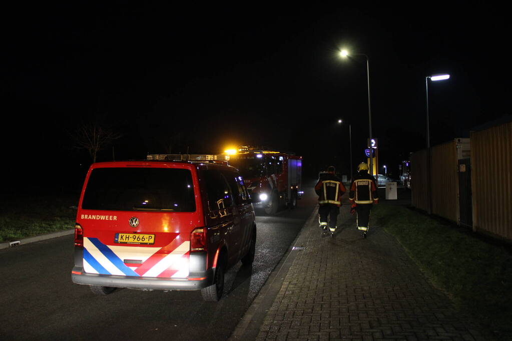 Brandweer groots ingezet voor mogelijke winkelbrand