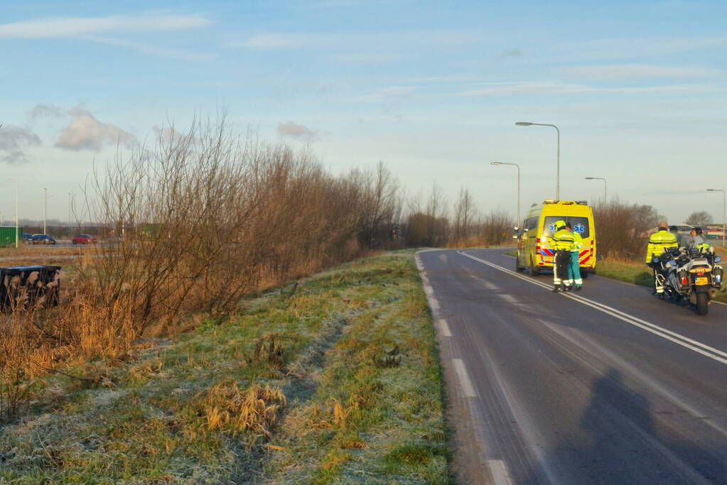 18-jarige crasht met auto