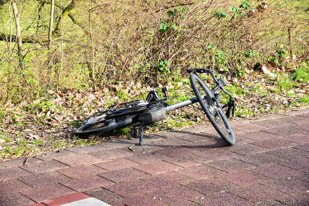 Fietser overleden bij aanrijding met auto