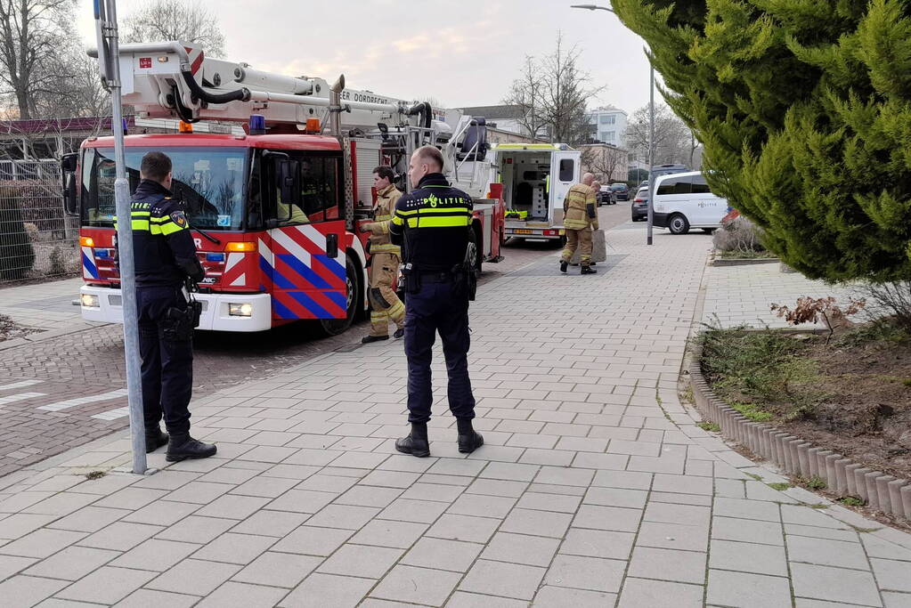 Traumateam assisteert bij incident in woning