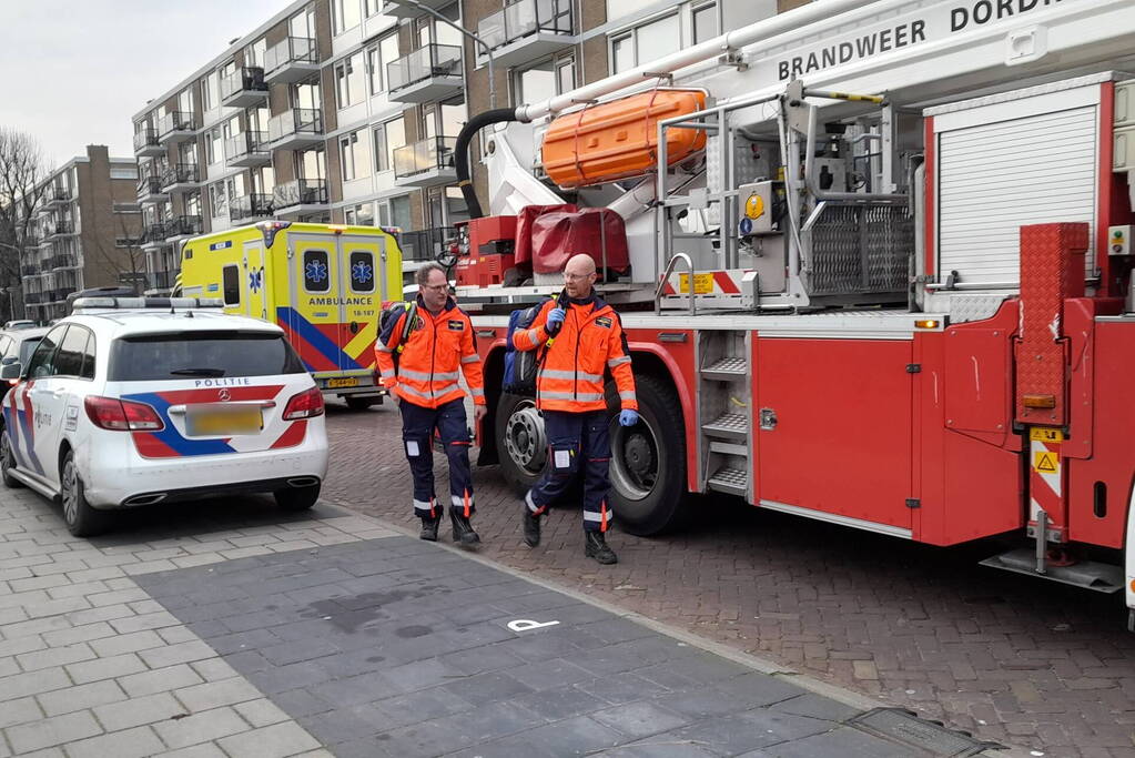 Traumateam assisteert bij incident in woning