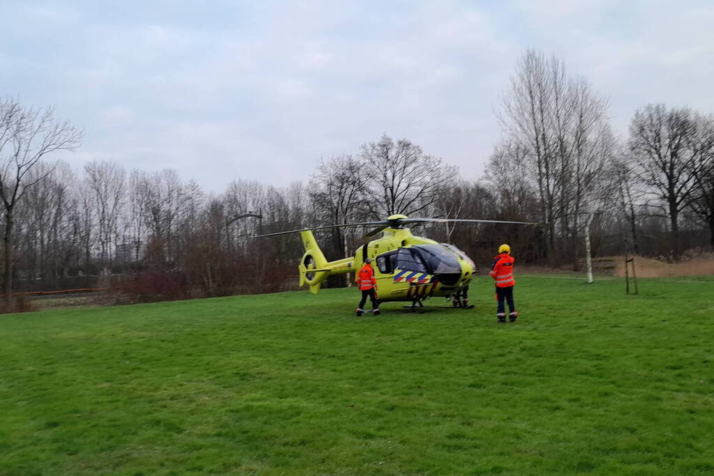 Traumateam assisteert bij incident in woning