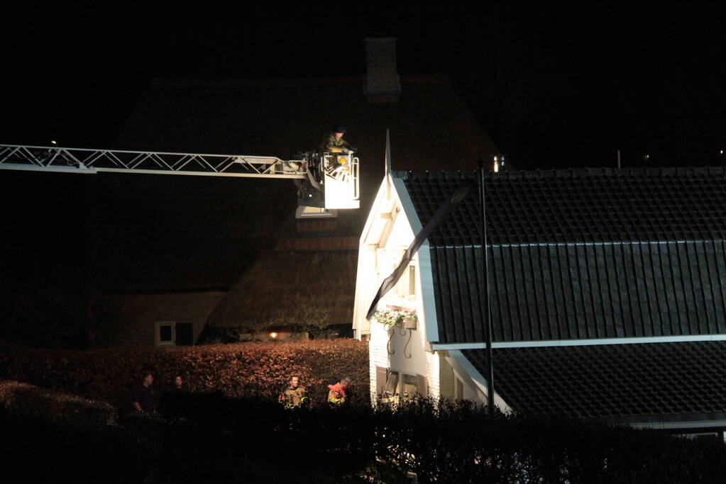 Brandweer ingezet voor schoorsteenbrand