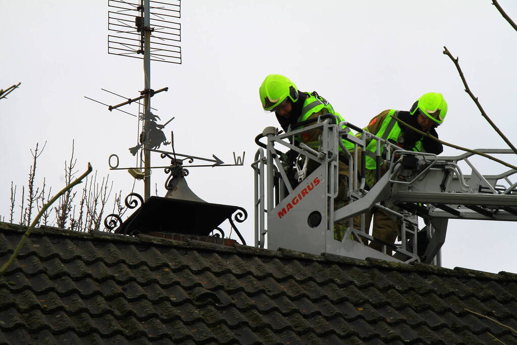 Schoorsteenbrand snel onder controle