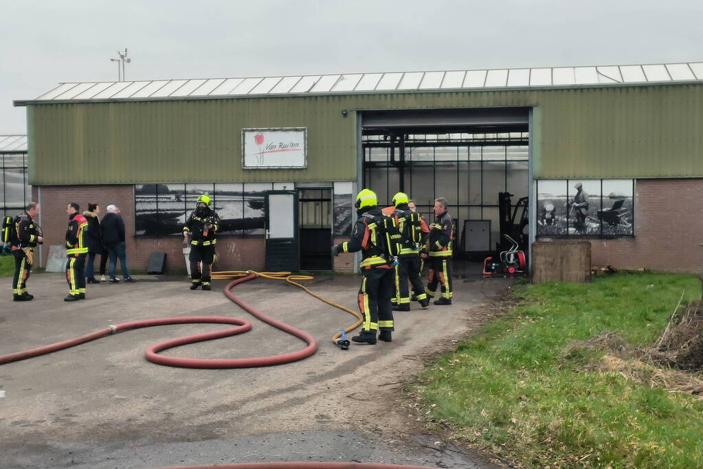 Brandweer voorkomt grote brand in kas