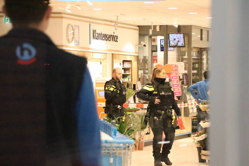 Overval op supermarkt Hoogvliet