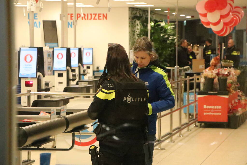 Overval op supermarkt Hoogvliet