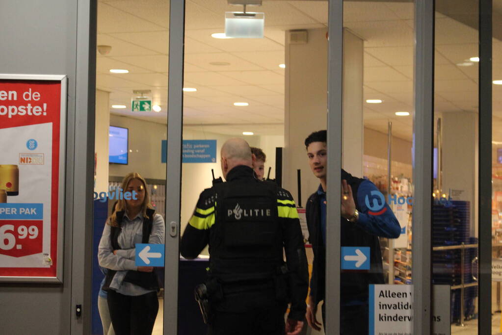 Overval op supermarkt Hoogvliet