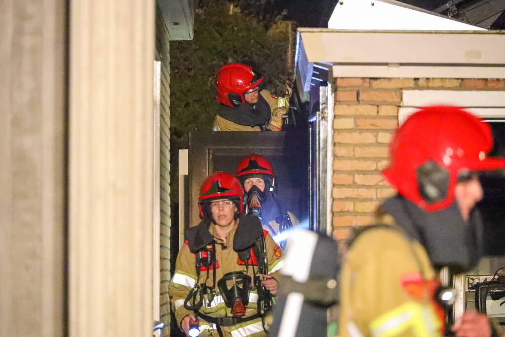 Brand door elektrische fiets in schuur