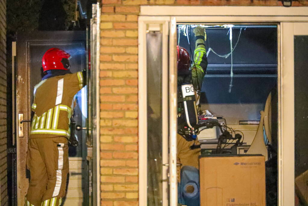 Brand door elektrische fiets in schuur
