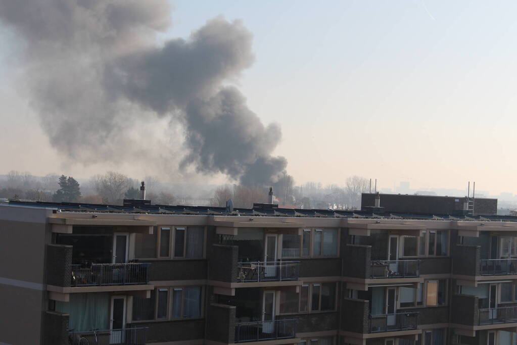 Zeer grote brand leegstaand fabrieksgebouw