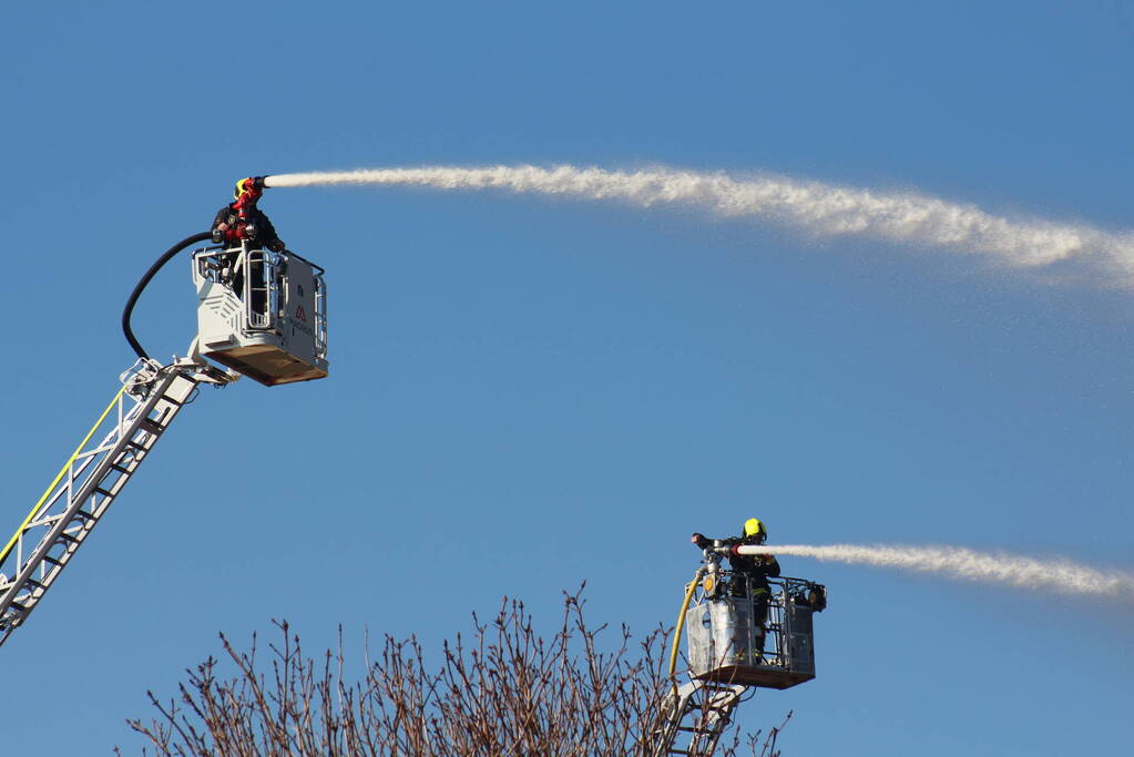 Zeer grote brand leegstaand fabrieksgebouw