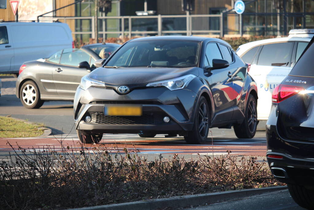 Scooterrijder aangereden door auto