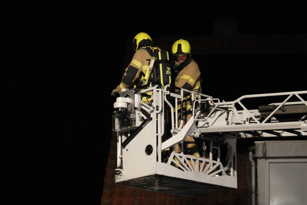 Brand in schoorsteen woning
