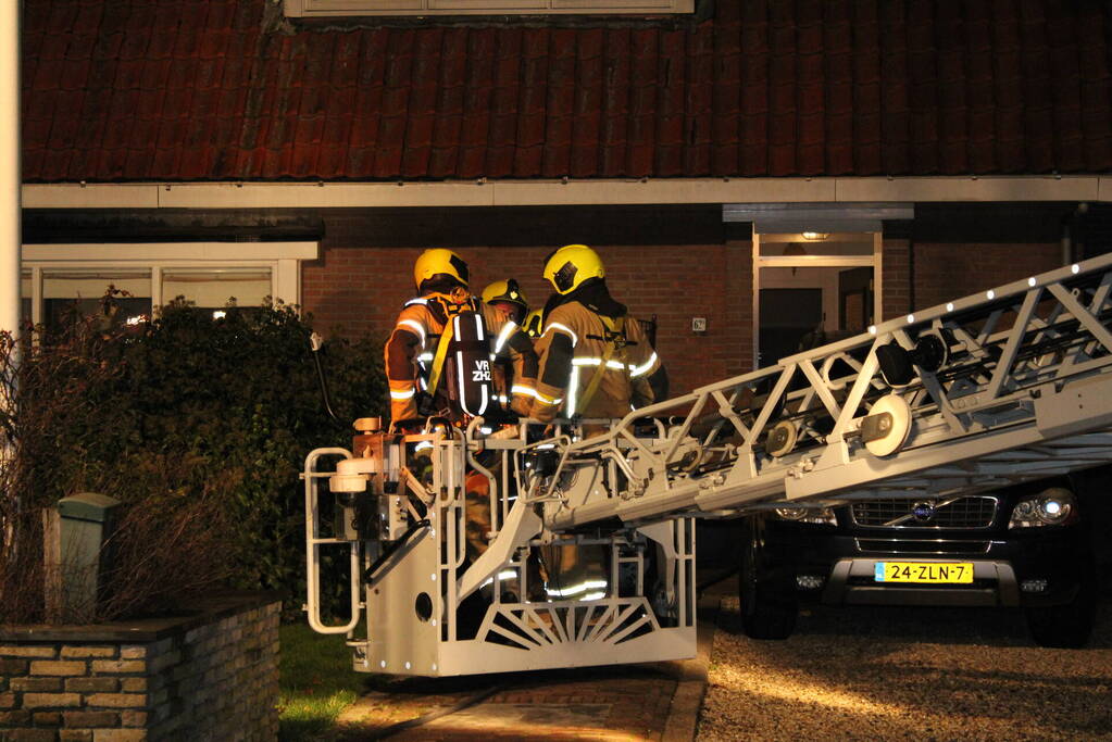 Brand in schoorsteen woning