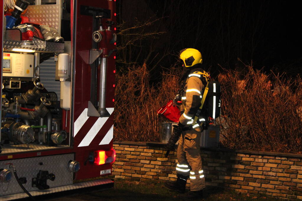 Brand in schoorsteen woning