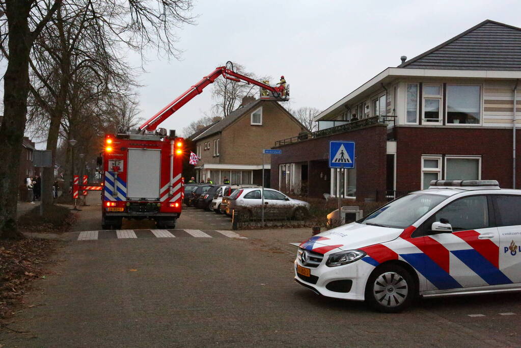 Brand in schoorsteen snel onder controle
