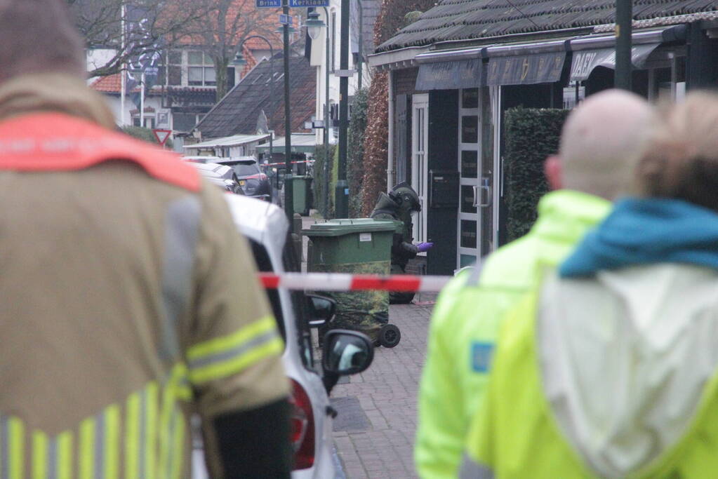Explosieven Opruimingsdienst doet onderzoek naar mogelijke explosief