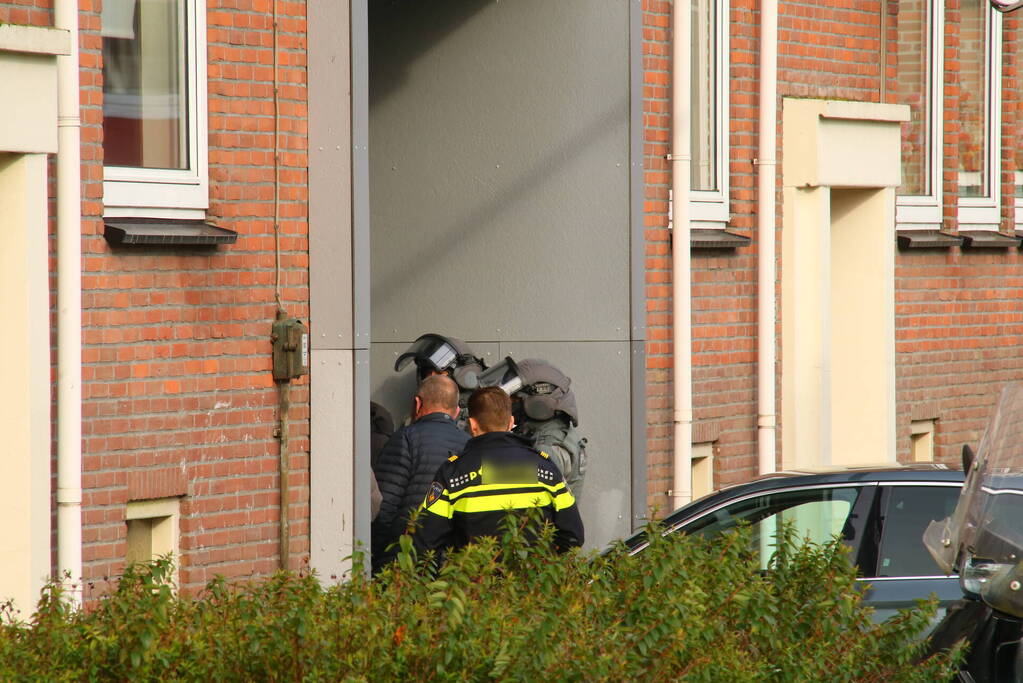 Buurt afgezet vanwege inzet arrestatieteam