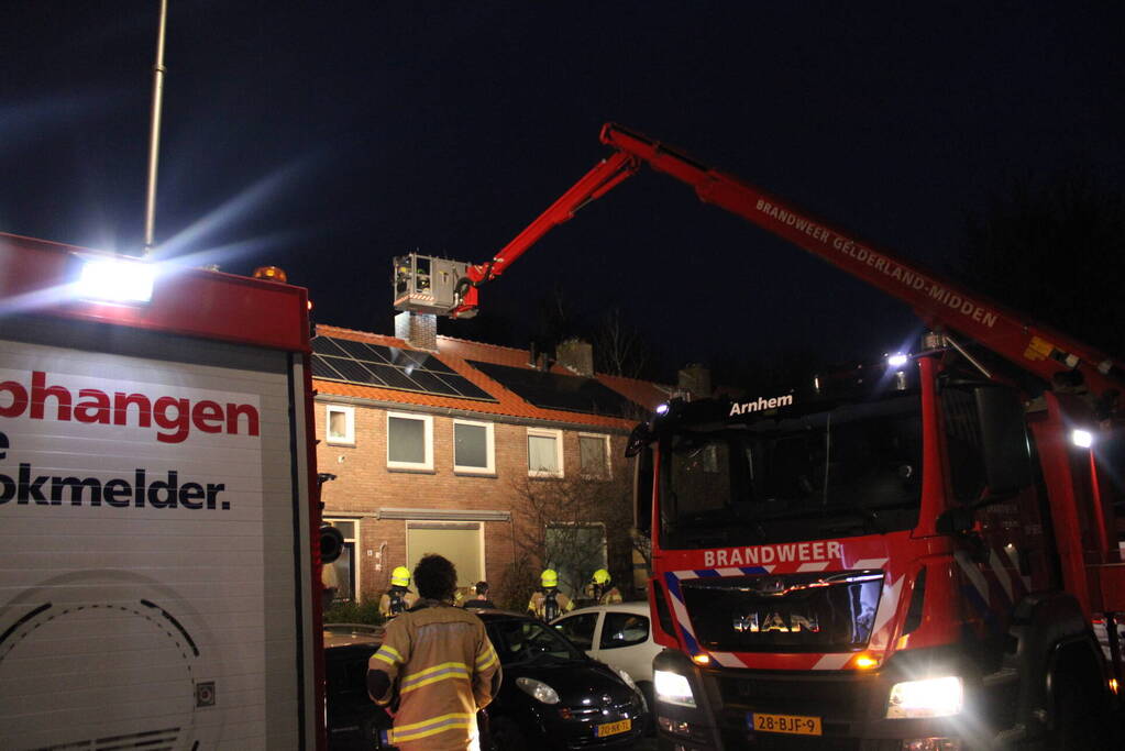 Schoorsteen geveegd na brand