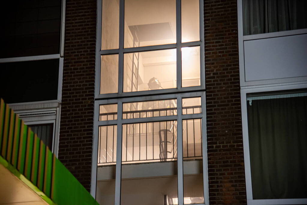 Portiek vol rookontwikkeling na brandstichting