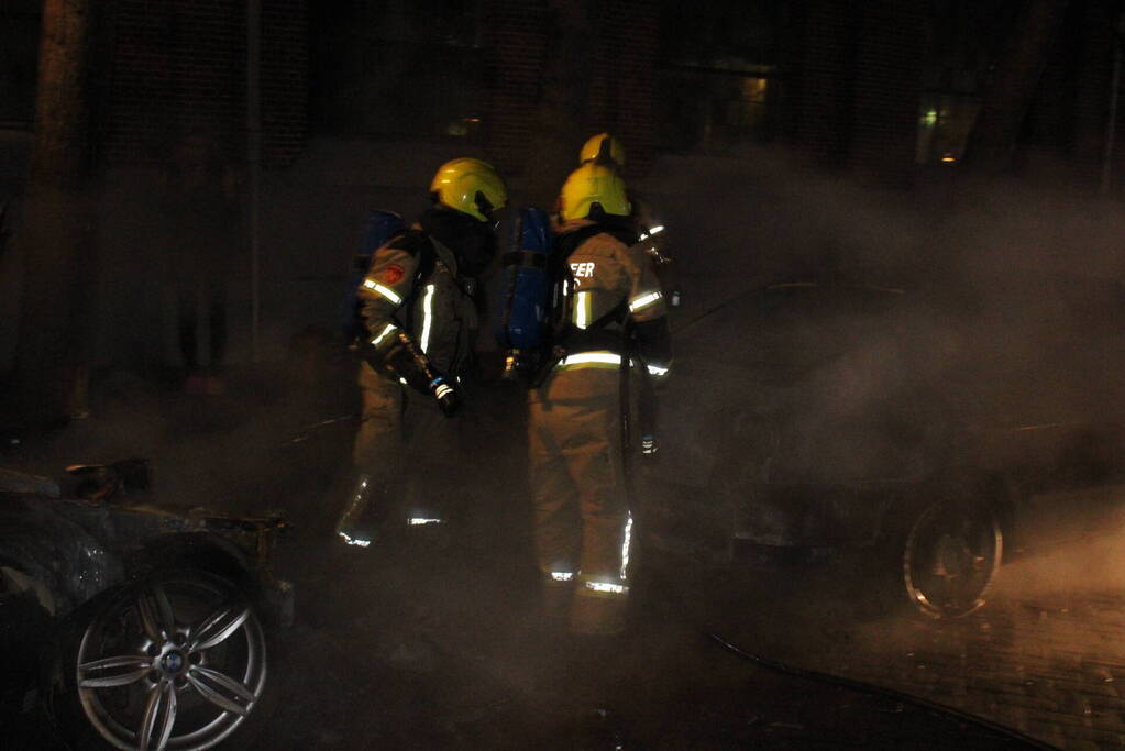Auto verwoest door brand