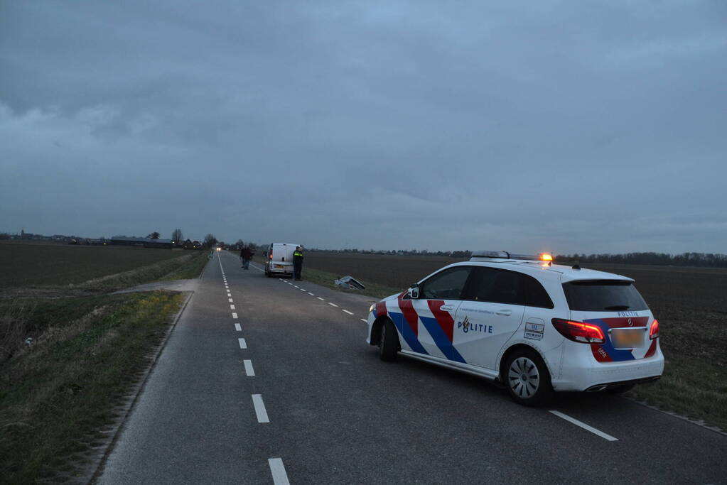 Automobilist belandt in greppel