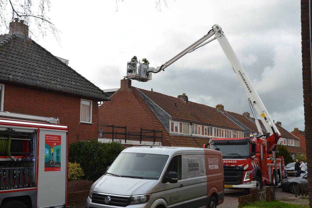 Schoorsteenbrand snel onder controle