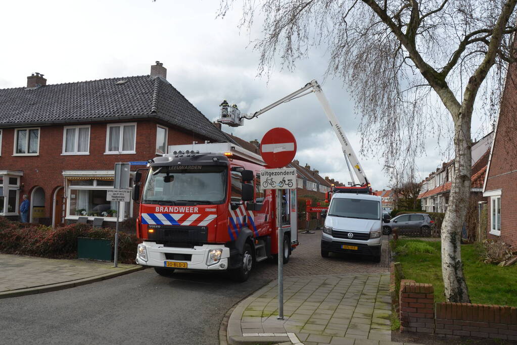 Schoorsteenbrand snel onder controle