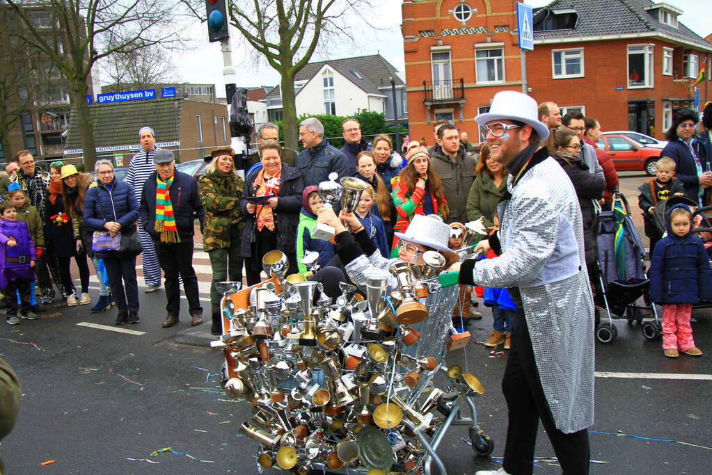 Optocht trekt veel bekijks