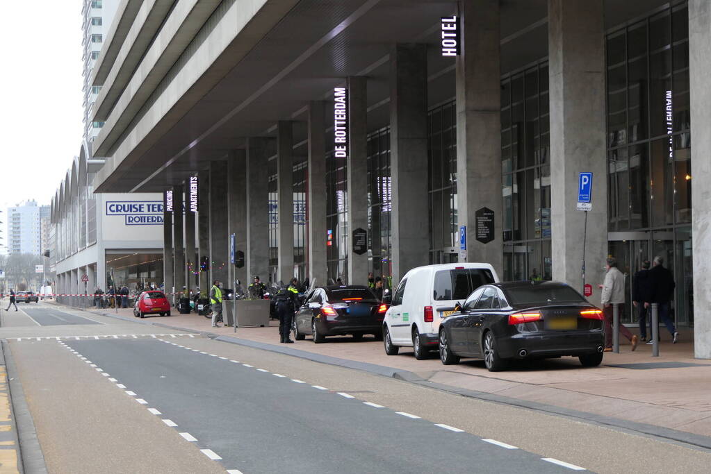 Bommelding bij De Rotterdam