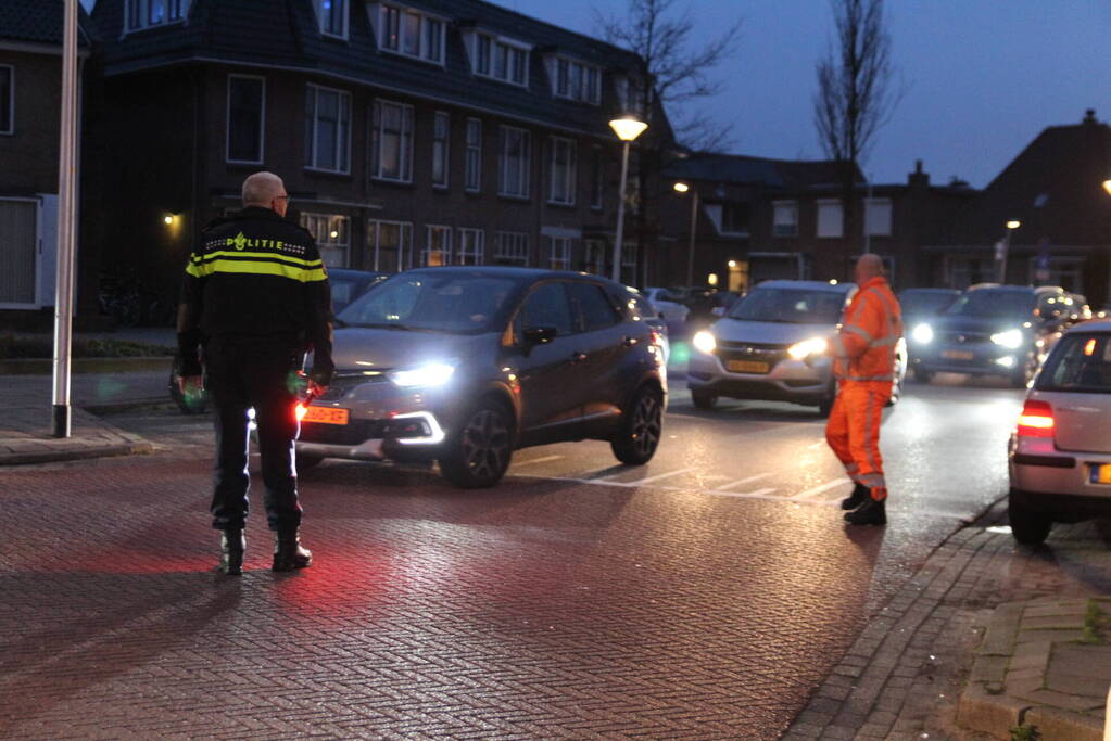 Twee auto's beschadigd bij ongeval, bestuurder onder invloed